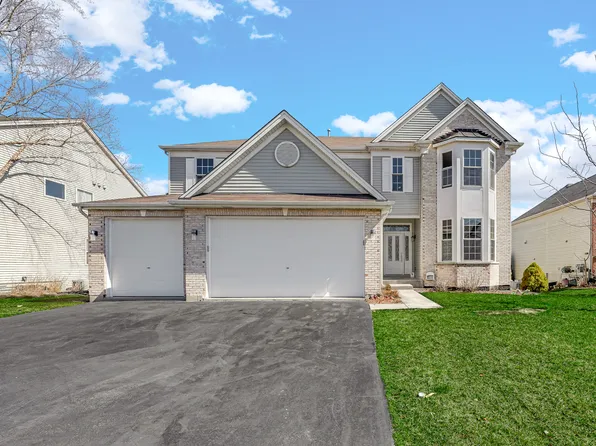 1387 S Wild Meadow Rd, Round Lake, IL 60073