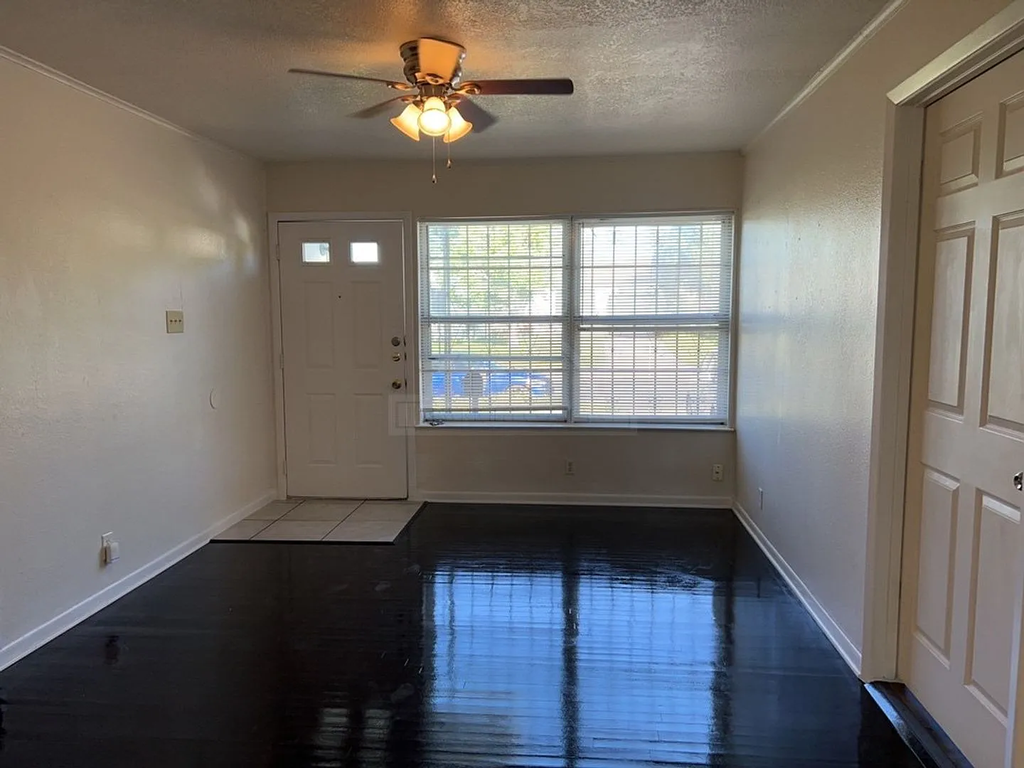 908 Jefferies, Killeen — Photo 2