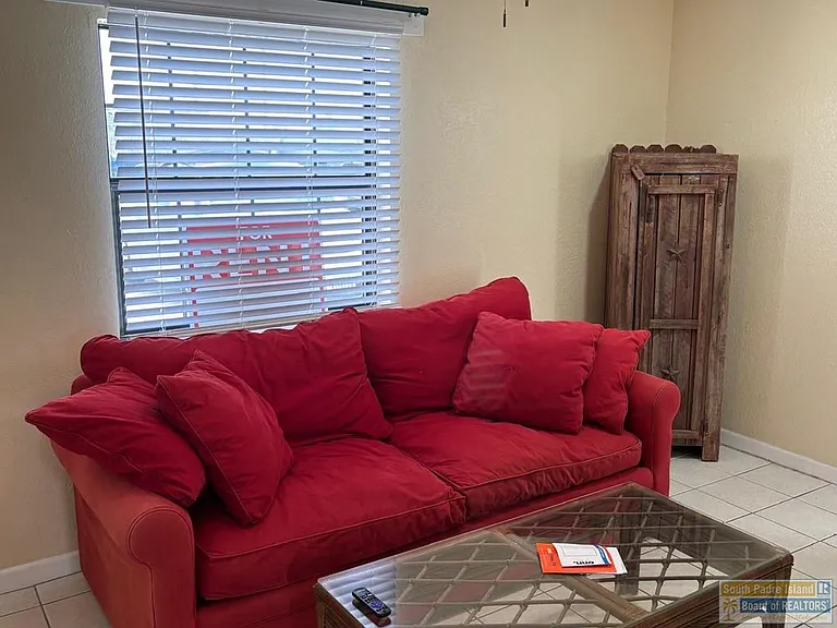 310 W Houston St #1 — Photo 3