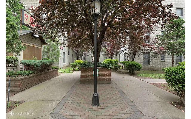 Sold by Douglas Elliman | media 20