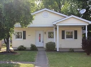 919 Lee St, Saint Albans, WV 25177