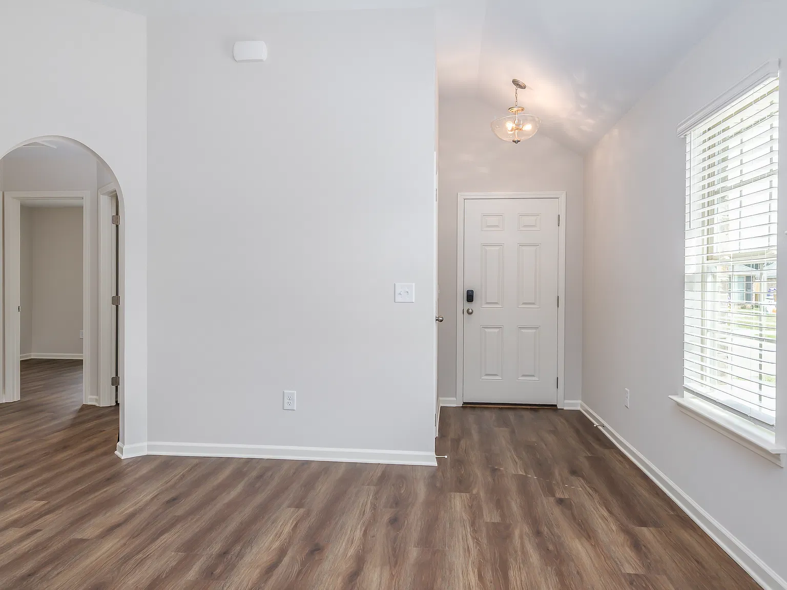 485 Country Club Drive - 1 — Photo 3