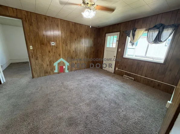 1910 Montana Ave NE, Black Eagle, MT 59414