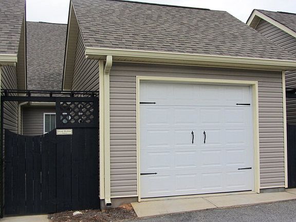2nd image of 102 Briggs Ave Suite 6