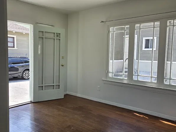 1497 W 27th St Unit 1/2, Los Angeles, CA 90007