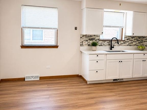 5th image of 955 Elder Rd Unit 1N
