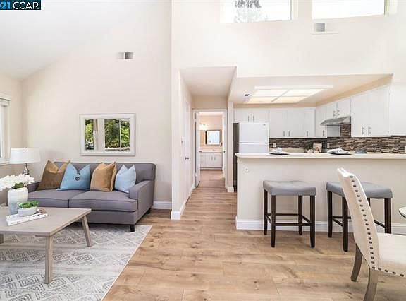 4th image of 206 W Prospect Ave