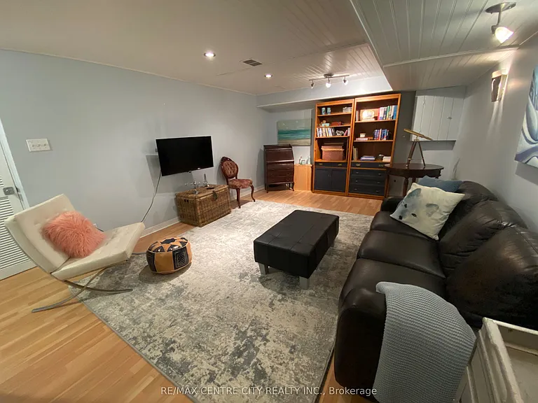 374 Front St #46 — Photo 41