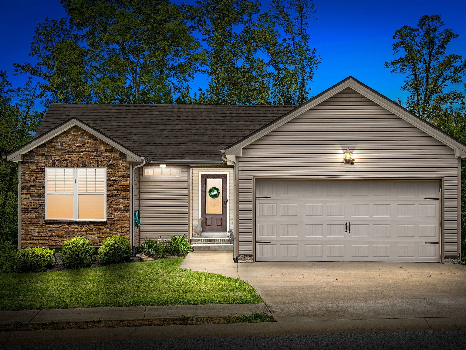 1823 Camelot Dr, Clarksville, TN 37040 Zillow