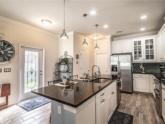 3rd image of 10728 Avery Park Dr