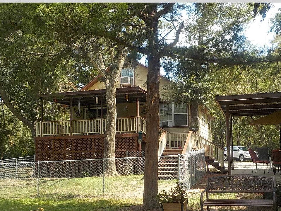 1st image of 207 Lcr Burr Oaks #B