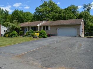 135 Wilson Rd, Somerset, NJ 08873