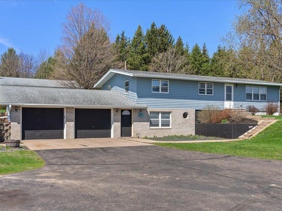 1568 140th St, New Richmond, WI 54017