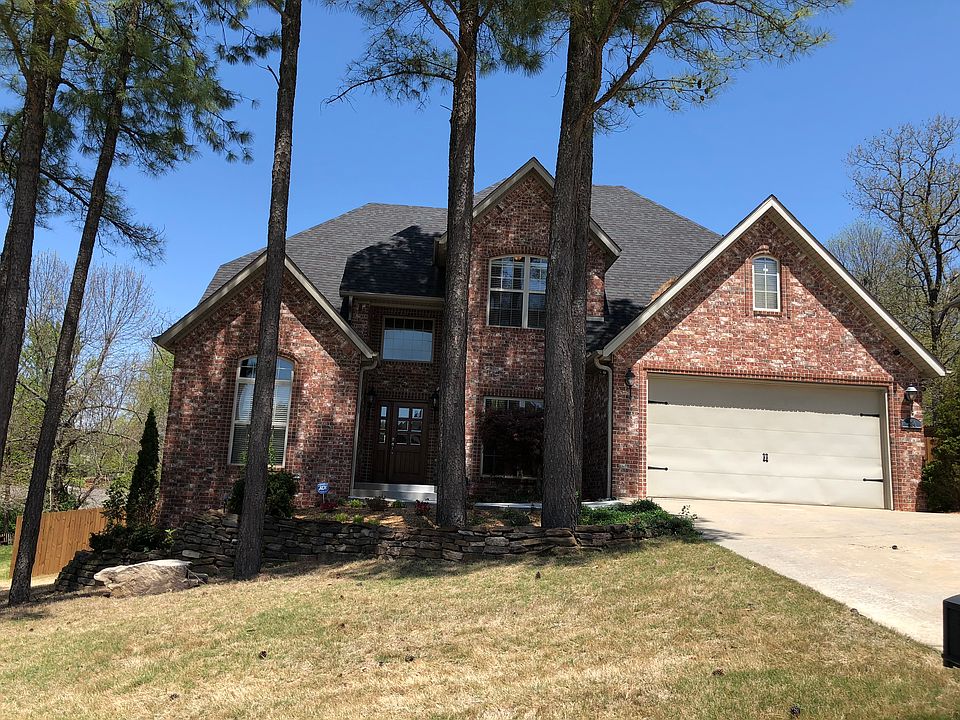 1st image of 834 E Bryan Ln