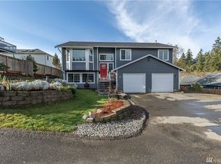 2990 Lowren Loop, Pt Orchard, WA 98366