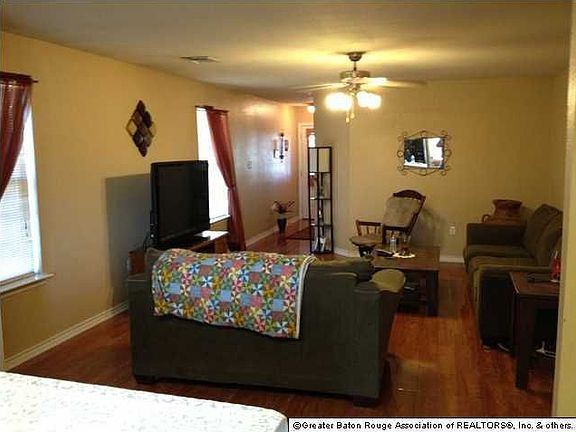3rd image of 23955 S Park Ln