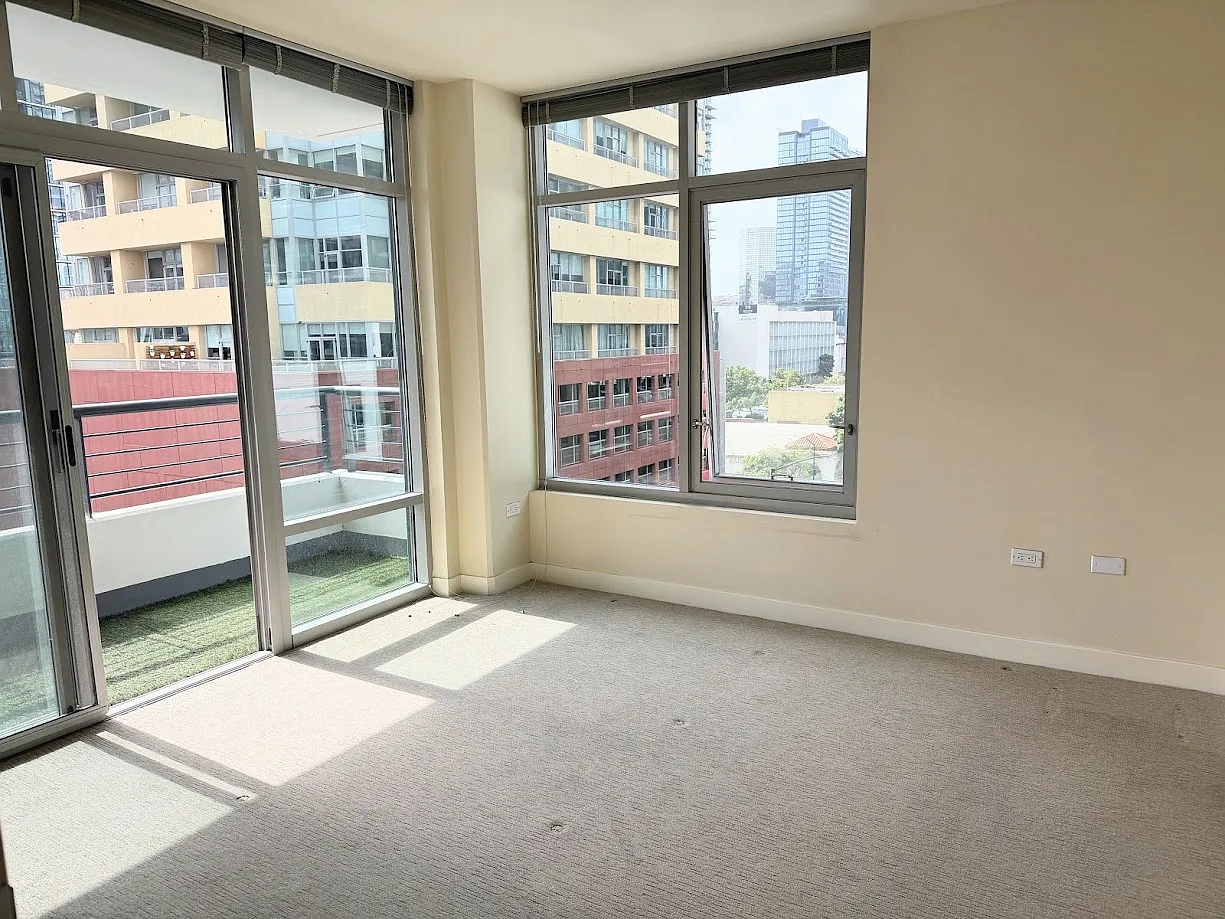 2 bed, 987 sqft, $3,395 — Photo 2