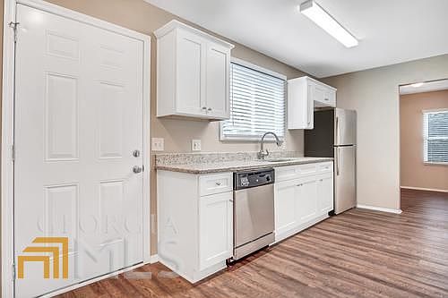 4th image of 6235 Creekford Ln