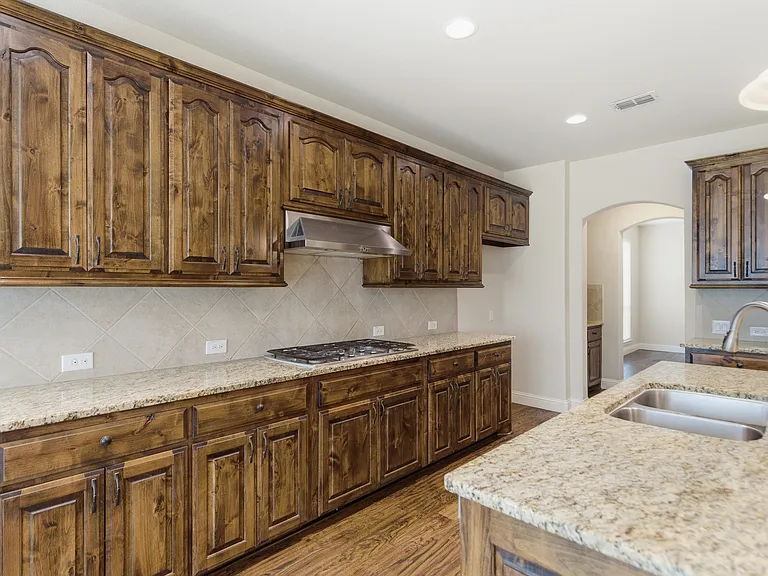 6205 Prairie Hill Ln — Photo 14