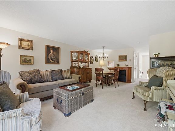 4th image of 592 Shennecossett Road #D86