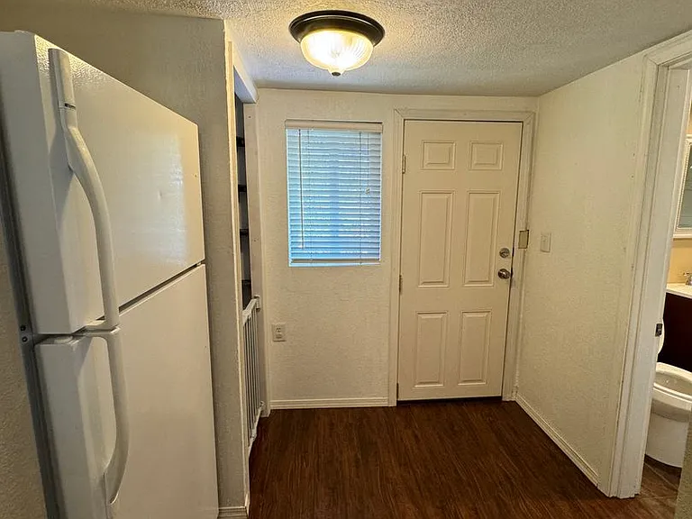 1503 Delta St #A — Photo 9