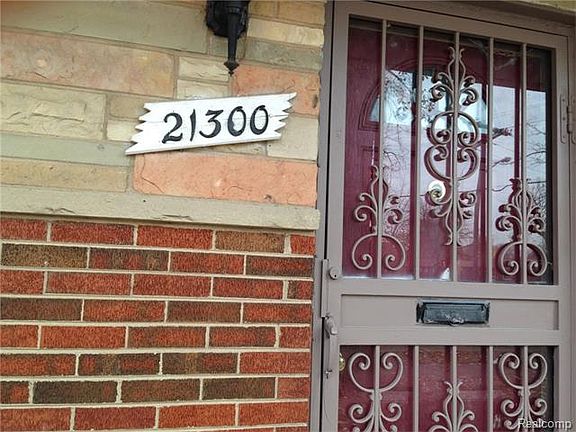 2nd image of 21300 Parklawn St