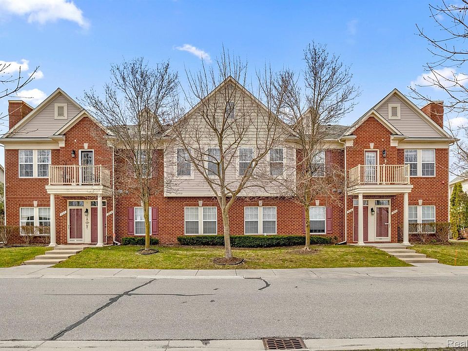 1st image of 300 Cherry Stone Dr #36