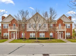 300 Cherry Stone Dr #36, Canton, MI 48188
