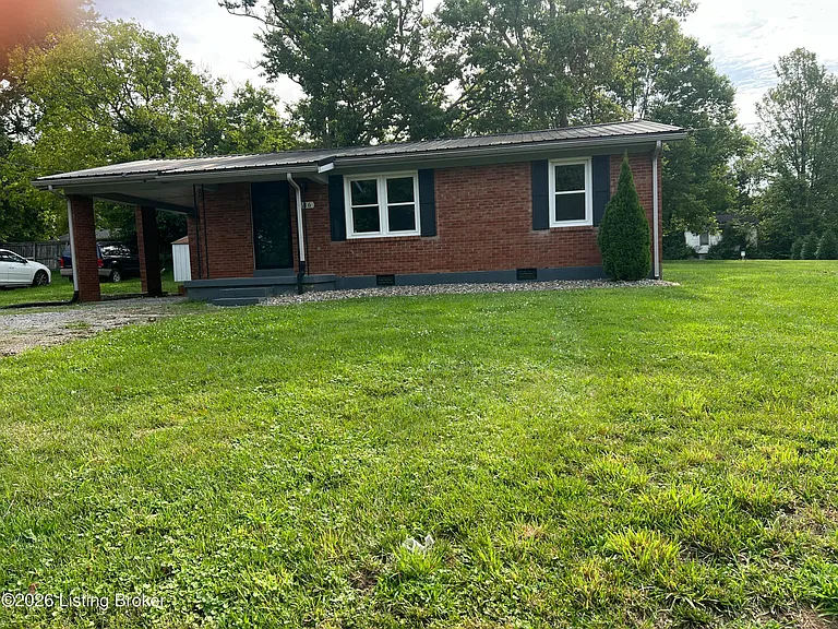 616 Clairview Dr — Photo 1