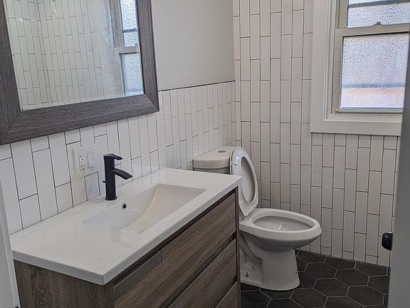 4th image of 3111 S 52nd Ct #1