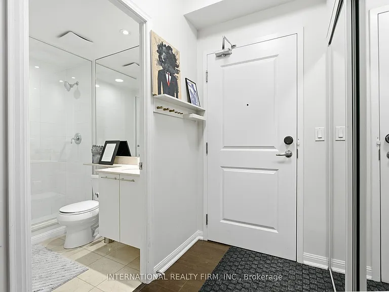 628 Fleet St #711 — Photo 32