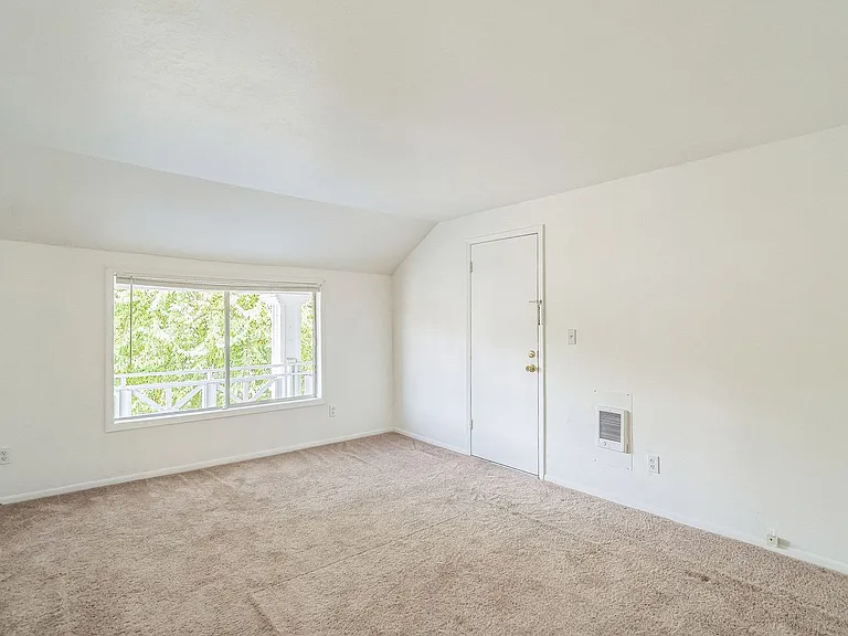 1907 23rd Ave #6 — Photo 10