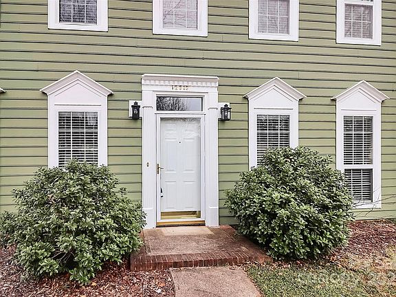 2nd image of 12313 Landing Green Dr
