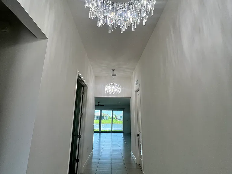 11664 SW River Crossing Pl — Photo 2