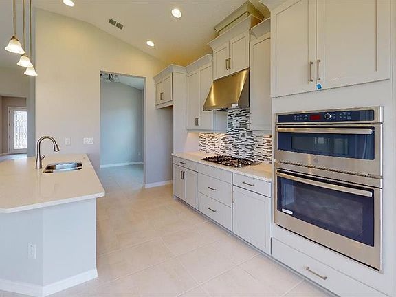 4th image of 3021 Parapet Terrace Pl