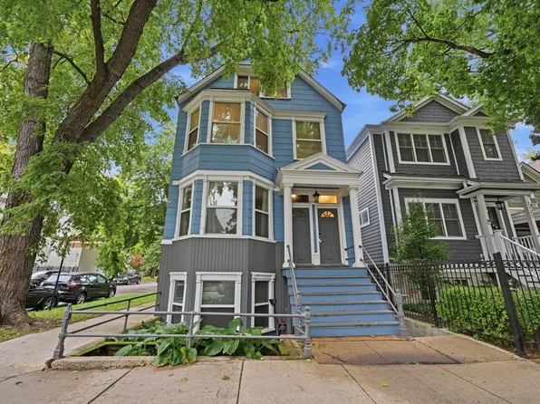 2135 W Barry Ave, Chicago, IL 60618