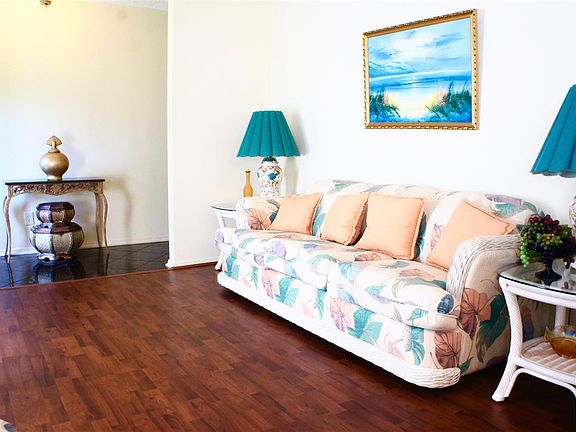 3rd image of 4305 Burtonwood Dr