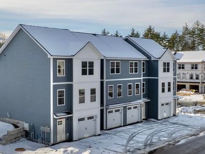 8A The Crossings at Village Center Center, Barrington, NH, 03825