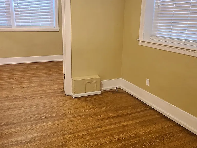 Capitol Building Apartments — Photo 5