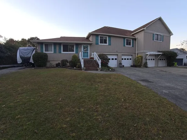 105 Captains Cove, New Bern, NC 28562