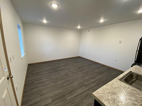 2nd image of 551 Snowman Ln #11568404