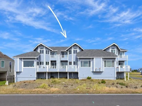 1499 Diamond Head Avenue SW #2, Ocean Shores, WA 98569