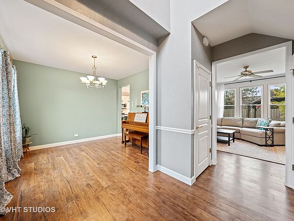 3rd image of 11860 Presley Cir