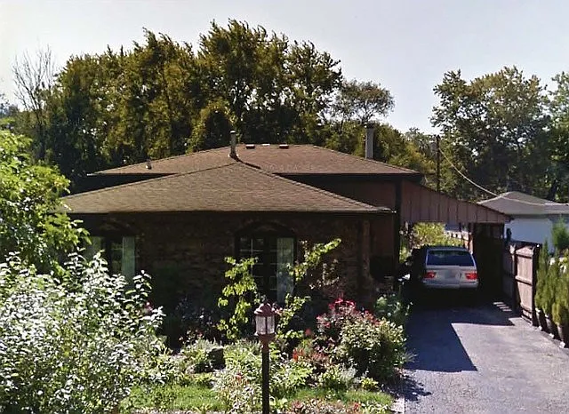 5820 Downers Dr photo 1