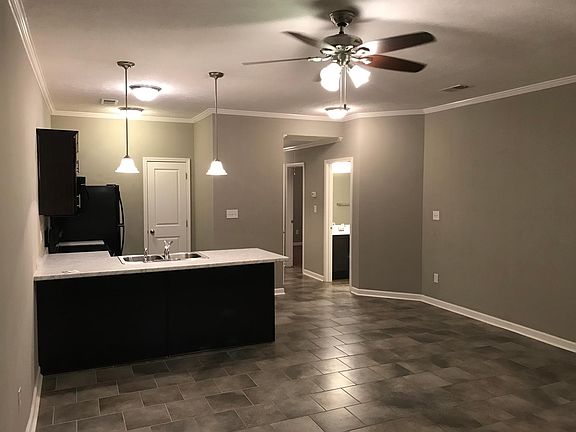 https://jacksonpropertygroup.com/rental-applications/
