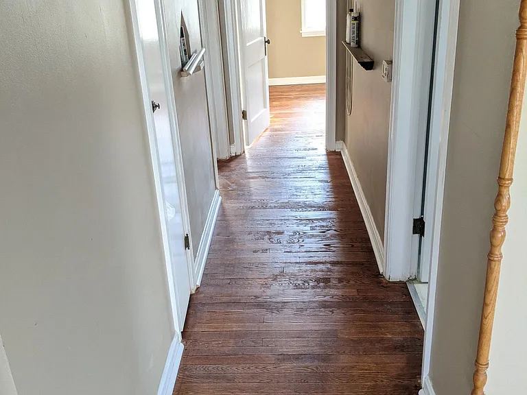 1719 Shirley Ave — Photo 5