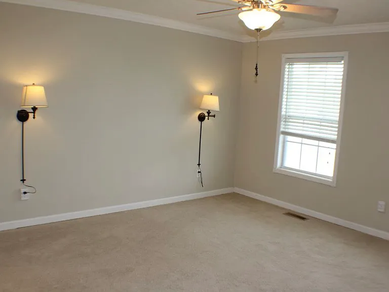 1329 Copperfield Dr — Photo 5