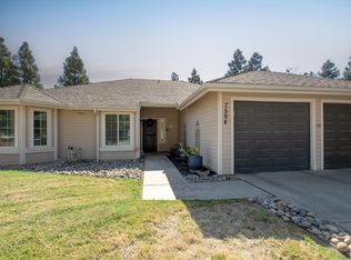 7594 N 8th St, Fresno, CA