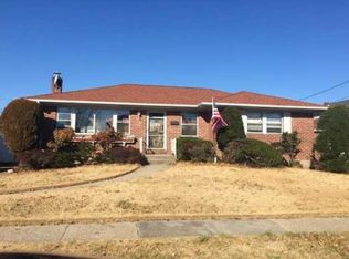 3876 Berger Ave, Bethpage, NY 11714
