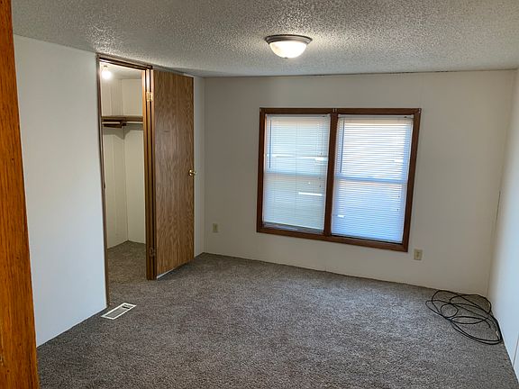 5th image of 2015 3rd St #1